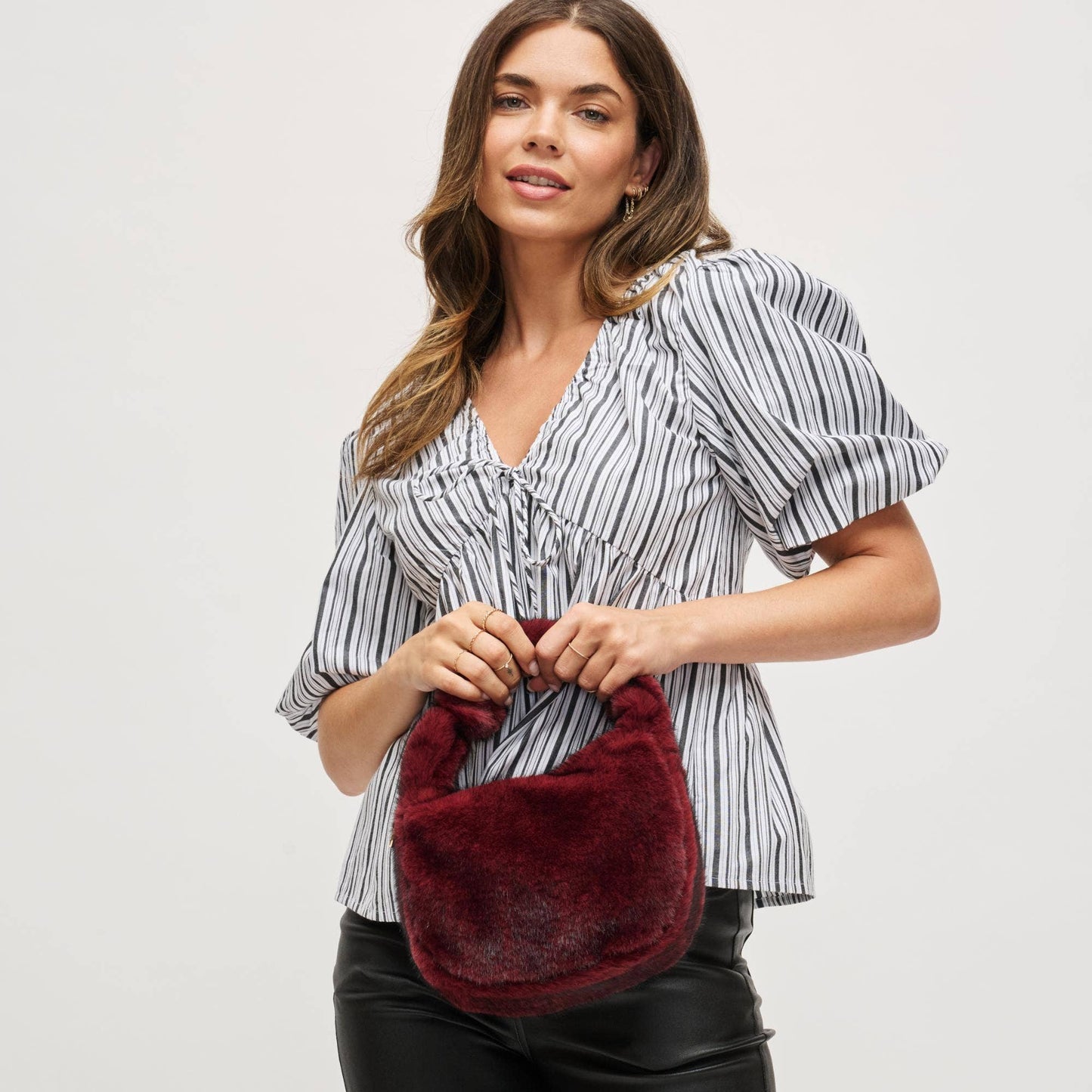 Monica - Faux Fur Crossbody: Leopard
