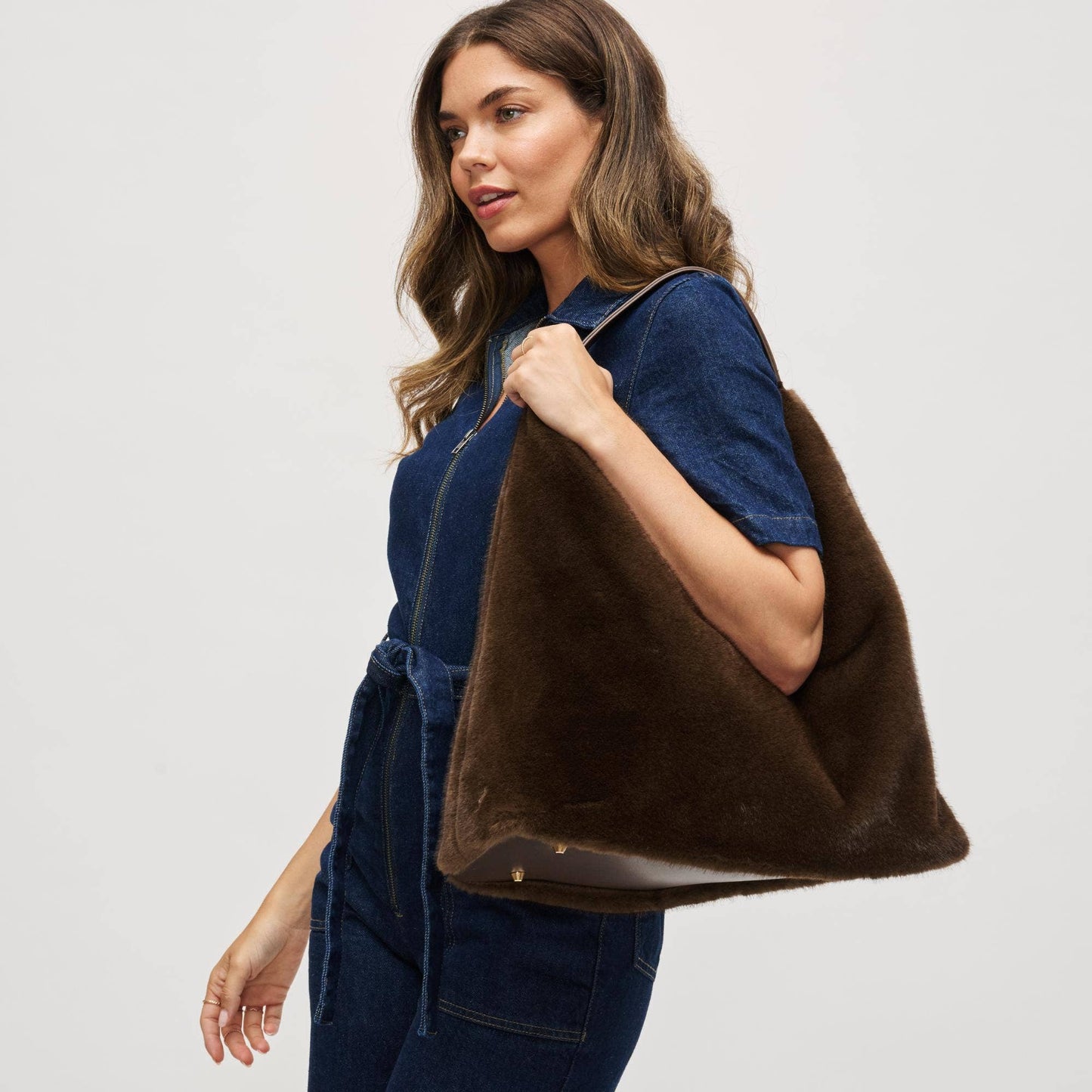 Chandler Hobo: Black
