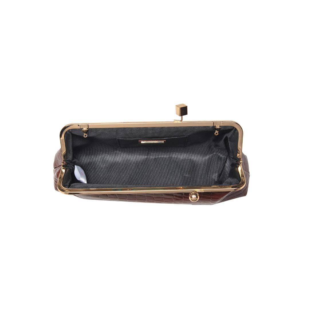 Piper Clutch: Wine