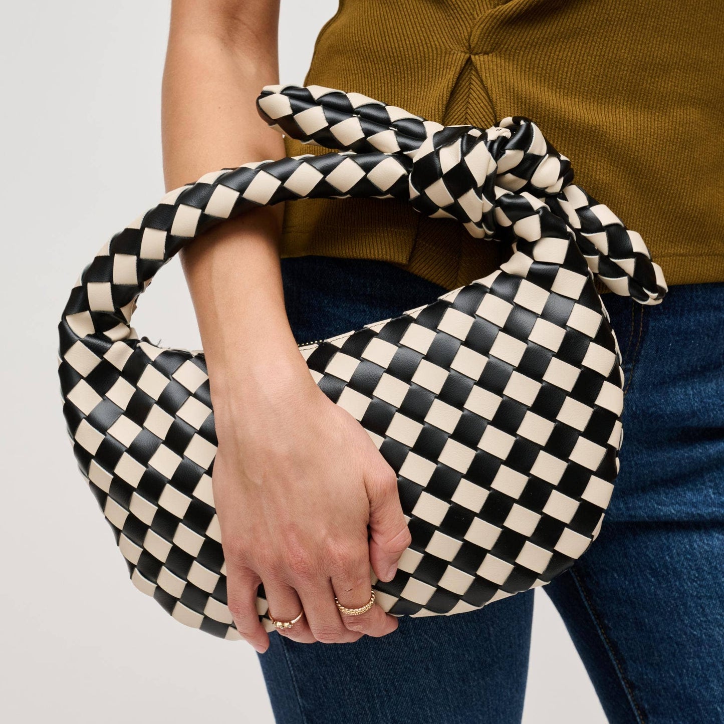 Lizbeth Woven Knot Clutch: Black
