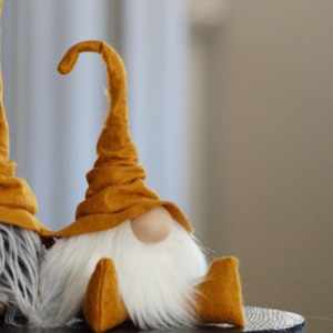 Fall Wizard Gnomes – Gold -Ivory Beard / Large