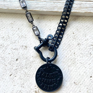Edgy glam French champagne coin shackle necklace : Matte black