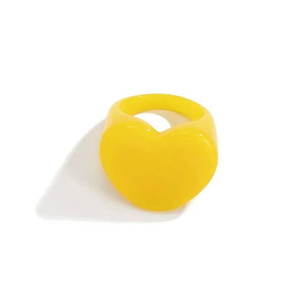 Sweetheart Acrylic Heart Ring | Pistachio