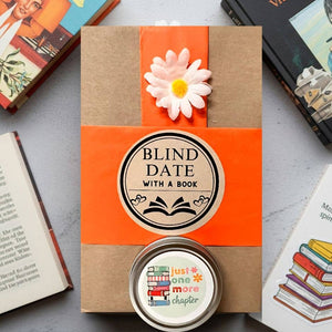 Blind Date with a Book & Candle Gift Set: Lavender
