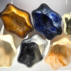 Organic Shape Resin Bowl - Entryway Catchall - Medium Size: Tiger