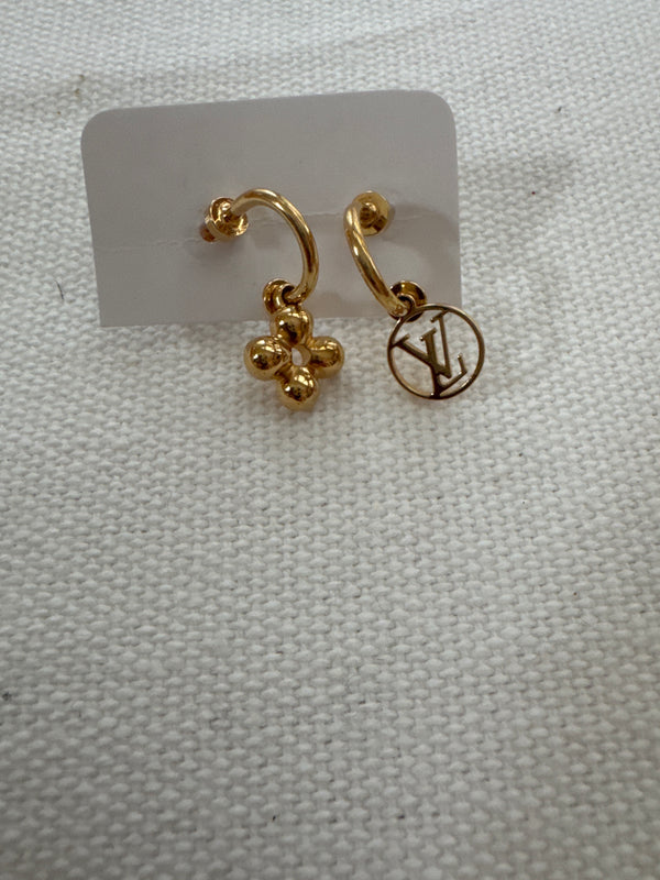 Louis Vuitton Earings Monogram Flower Hoop Swing