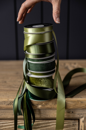 Ribbon Forest Green Satin Holiday Decor: Small