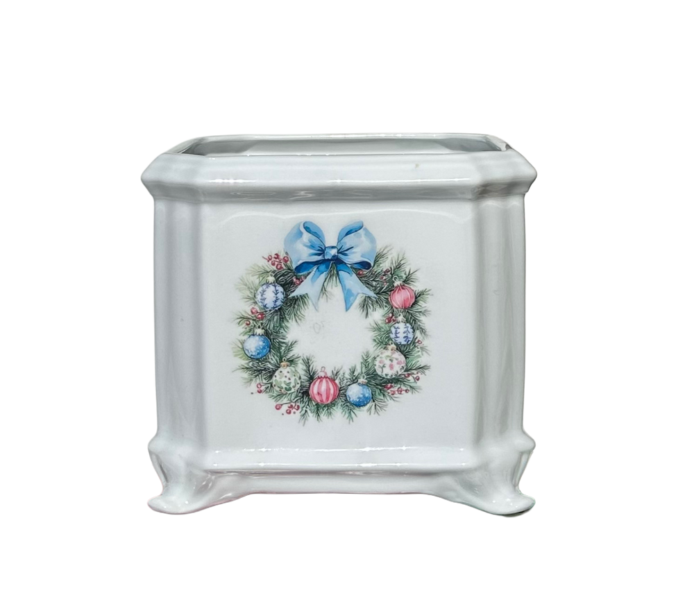 Christmas Wreath Cachepot Planter Pot, Chinoiserie, White