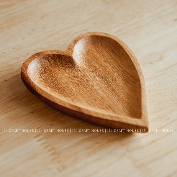 Rustic Wooden Heart-shaped Tray - Home Decor & Gifts