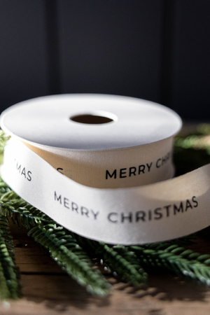 Ribbon Merry Christmas Holiday Decor: Medium