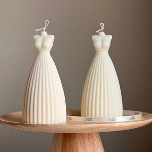 Wedding Dress Candle: Handmade Soy Wax Bridal Decor: Cream / Vanilla&Cashmere