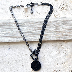 Edgy glam French champagne coin shackle necklace : Matte black