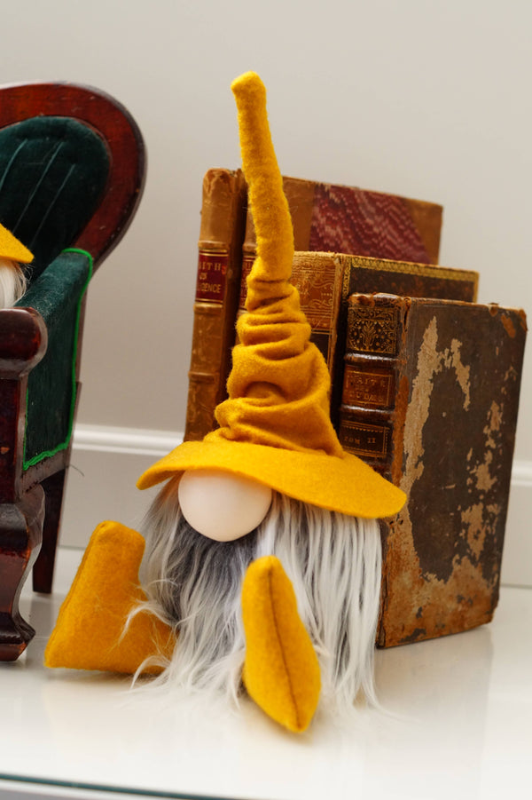 Fall Wizard Gnomes – Gold -Ivory Beard / Large