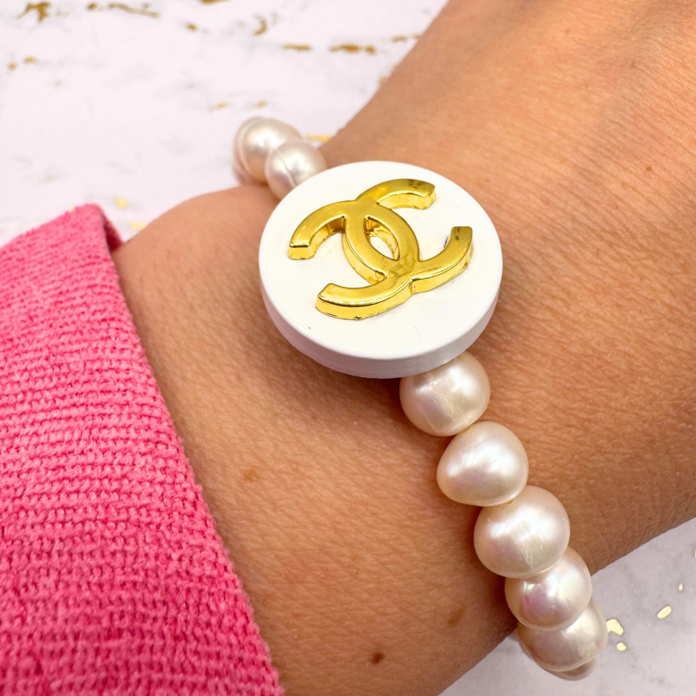 Chanel Button Freshwater Pearls Stretch Bracelet: 6"