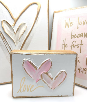 Two hearts become one | Valentines love wedding: White/ivory/pearl / Love