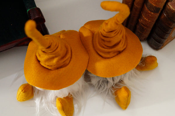 Fall Wizard Gnomes – Gold -Ivory Beard / Large