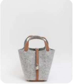 Hermes’ Gris Clair Feutre & Gold Picotin Lock 18 PHW