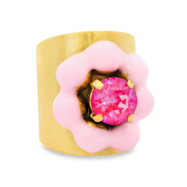 Nerissa Ring: Yelwyn