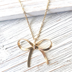 Bow necklace slip knot trendy jewelry: Silver
