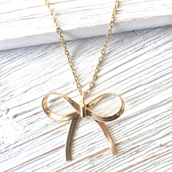 Bow necklace slip knot trendy jewelry: Silver