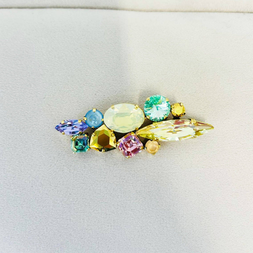 Amira Brooche in Fairy Dust