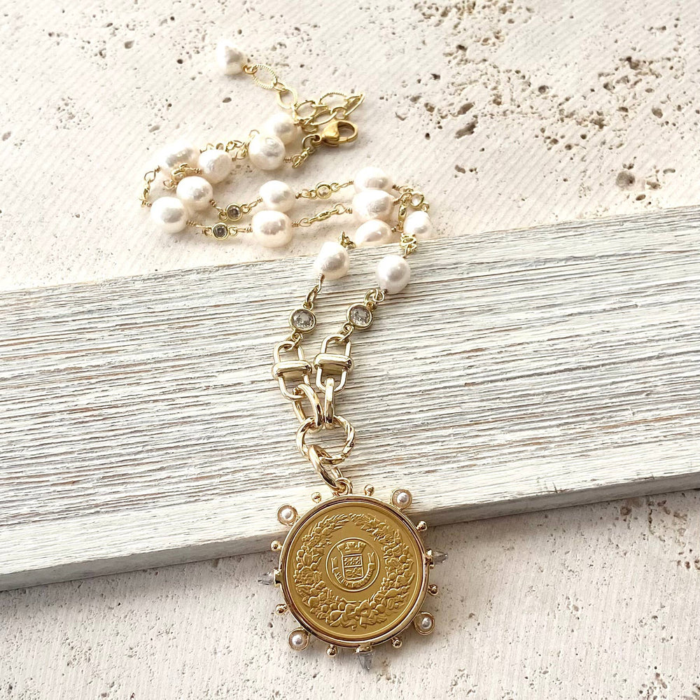 Coin jewelry pearl necklace boutique salon jewelry