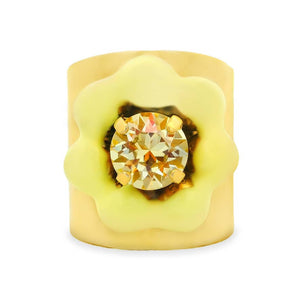 Nerissa Ring: Yelwyn