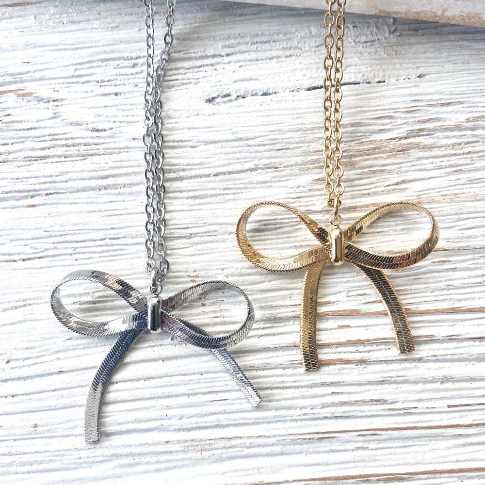 Bow necklace slip knot trendy jewelry: Silver