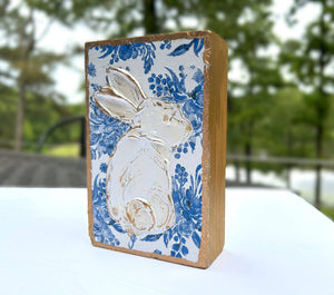 Chinoiserie Art Blocks |  botanicals blue white bridal tea: 4x6 bunny