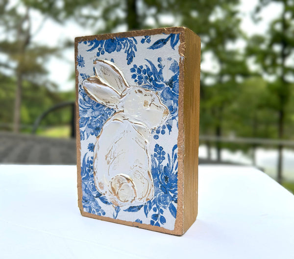 Chinoiserie Art Blocks |  botanicals blue white bridal tea: 4x6 bunny