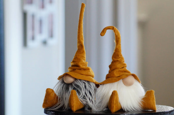 Fall Wizard Gnomes – Gold -Ivory Beard / Large