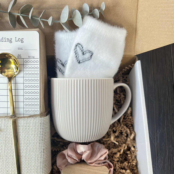 Coffee/Tea Lover Blind Date with a Book Gift Box: Mystery