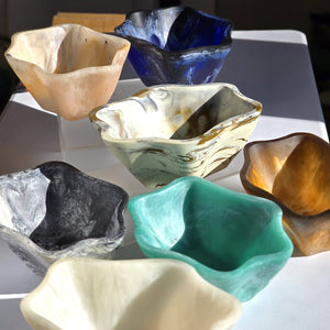 Organic Shape Resin Bowl - Entryway Catchall - Medium Size: Tiger