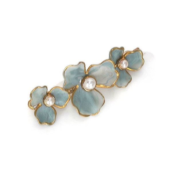 THREE PETAL BARRETTE: Pearl