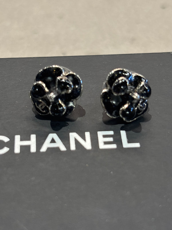 Chanel black enamel cc Camelia earrings