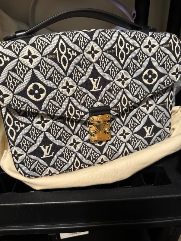 Louis Vuitton limited edition Black Monogram Jacquard Pochette Metis Mm Handbag