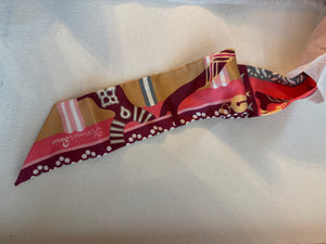 Hermes Twilly Fantaisie d’Etriers Pink silk