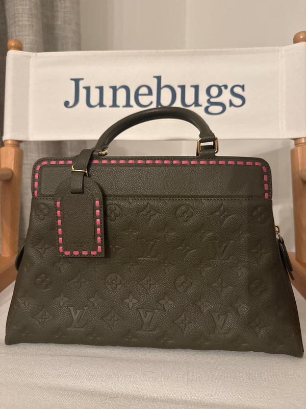 Louis Vuitton
Monogram Empreinte Vosges MM