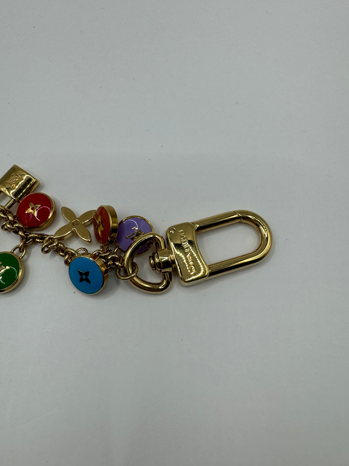 Louis Vuitton Port Cles Chainne Pastilles GHW Charm/keychain multicolour vintage