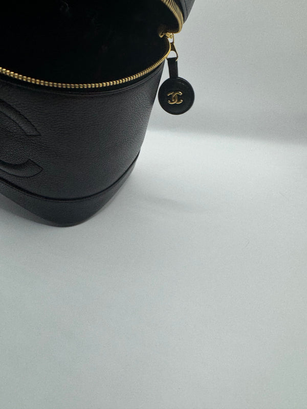 Chanel Caviar CC Vanity Case Caviar leather