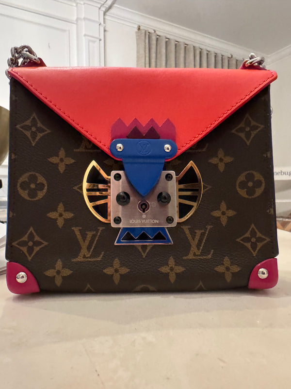 Monogram Pochette Mask PM Corail