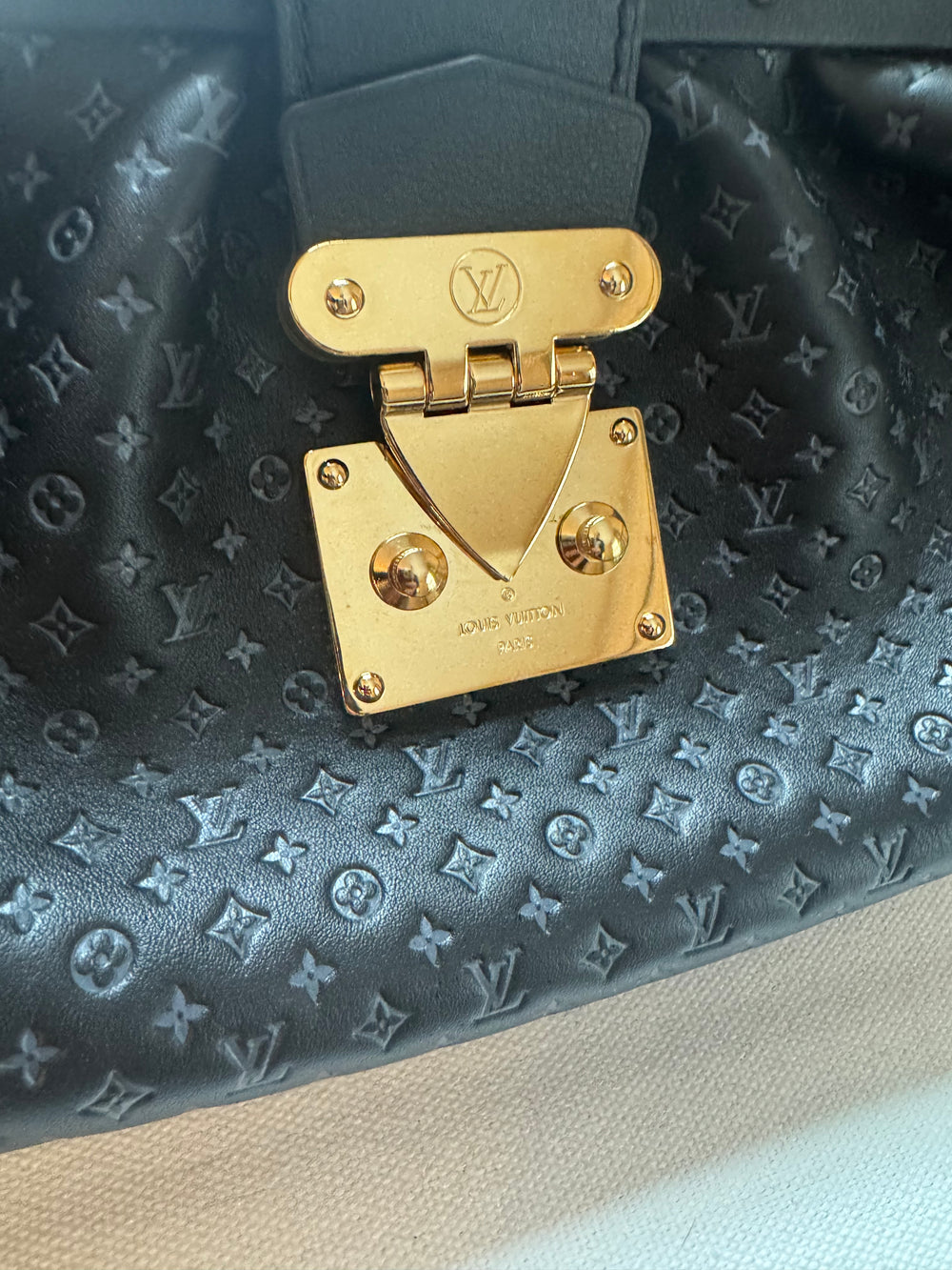 LOUIS VUITTON
*Like New & Rare* Black Monogram 2way Clutch Chain Shoulder Bag