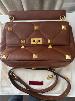Valentino Rockstud Caramel Large with gold hammered hardware.