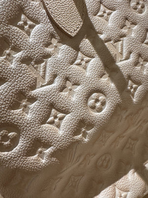 Louis Vuitton New White Gradient Empteinte leather Neverfull MM with pouch