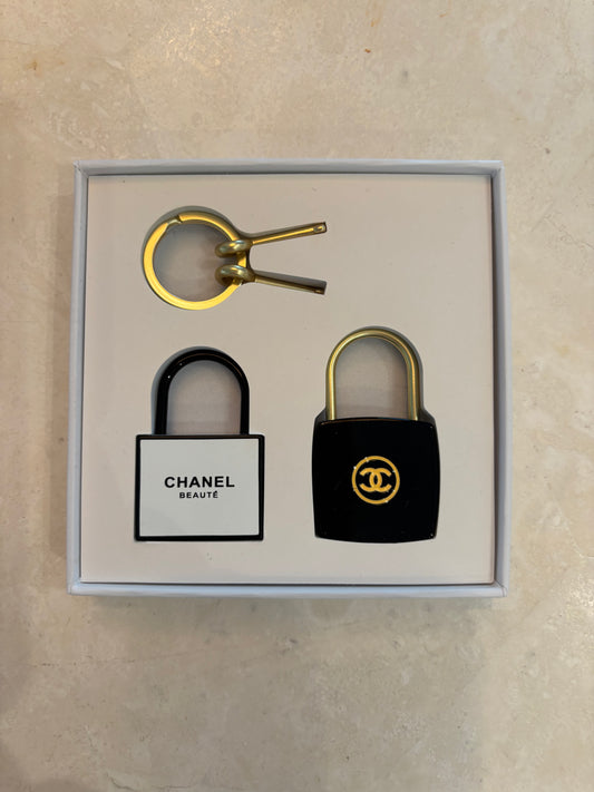 Chanel Beauty Padlock Set (L.A. Collection, with 2 locks + key ring) in box new. Rare