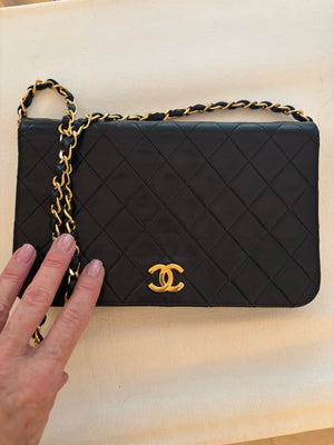 Chanel Pre-Loved Vintage Black Lambskin Single Flap with 24k Gold Hardware: