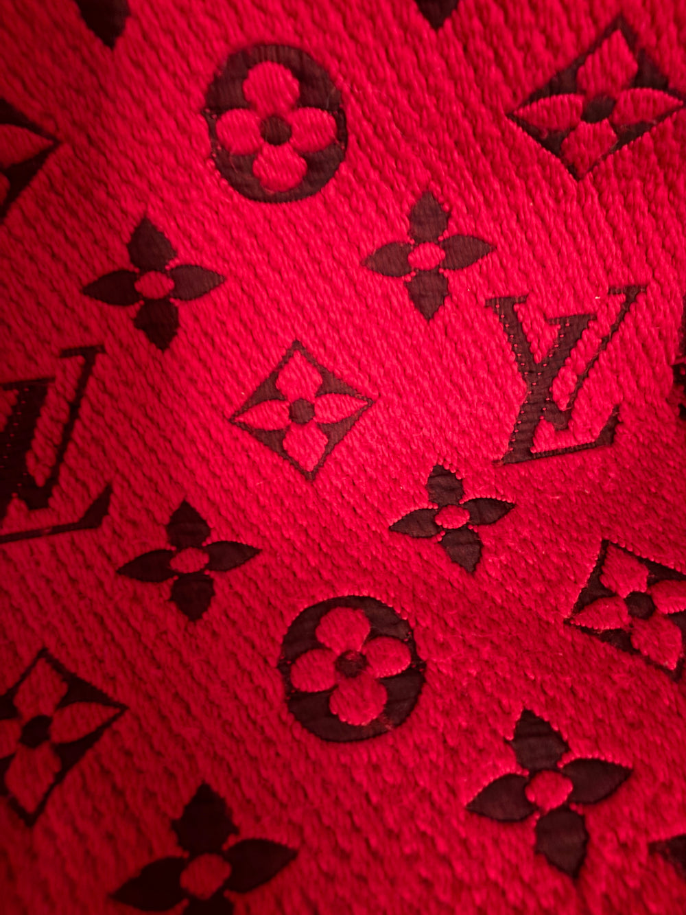 Louis Vuitton Red Wool Logomania Knit Scarf