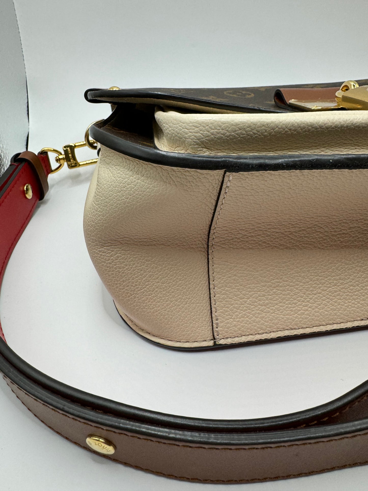 Louis Vuitton Vaugirard Leather Handbag