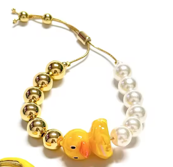 Duckie- Pearl and Bead Sliding Bracelet