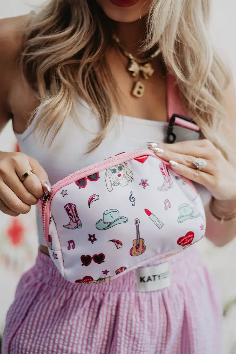 Music Girl Icons Belt Bag Fanny Pack: Light Pink